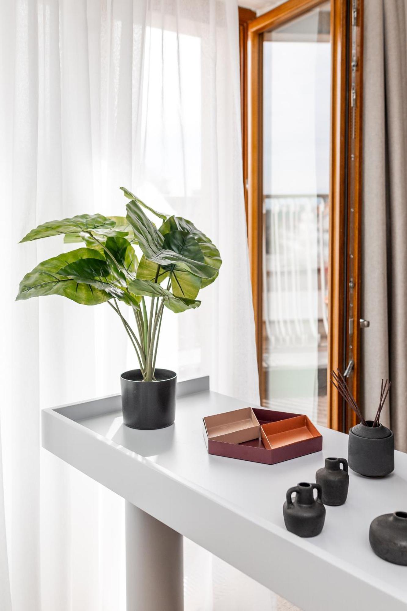 Catalog Boutique Rooms Bratislava Exterior foto