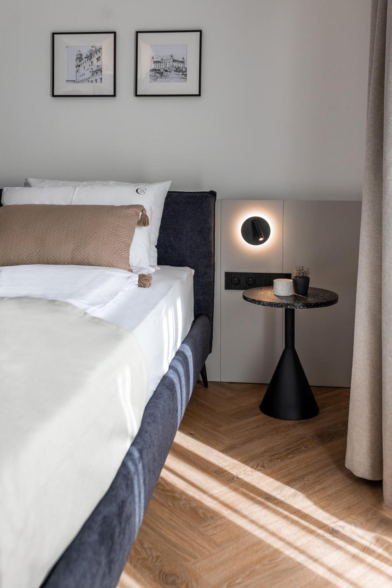 Catalog Boutique Rooms Bratislava Exterior foto