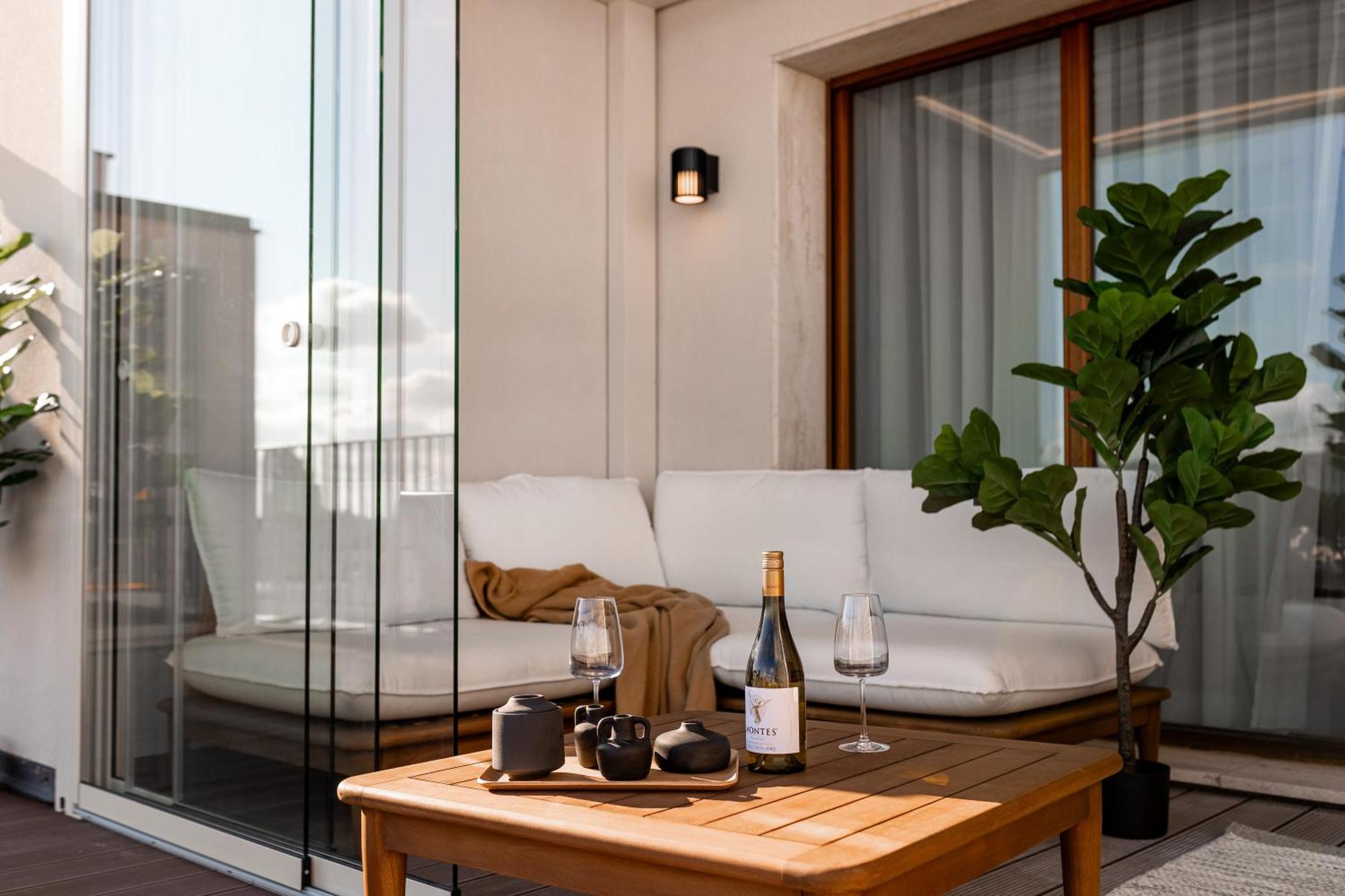 Catalog Boutique Rooms Bratislava Exterior foto